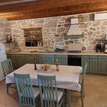 Villa Antonci-18, Pool, 3 Houses, Jacuzzi, Private Territory *