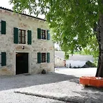 Antonci-18, Pool, 3 Houses, Jacuzzi, Private Territory Vila *