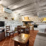 Antonci-18, Pool, 3 Houses, Jacuzzi, Private Territory *