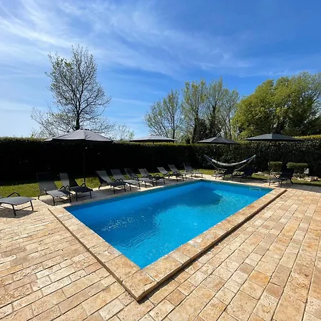 Antonci-18, Pool, 3 Houses, Jacuzzi, Private Territory 빌라 *
