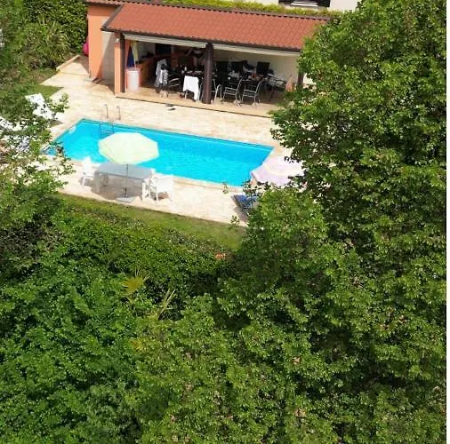 Βίλα Antonci-18, Pool, 3 Houses, Jacuzzi, Private Territory Antonci (Porec)