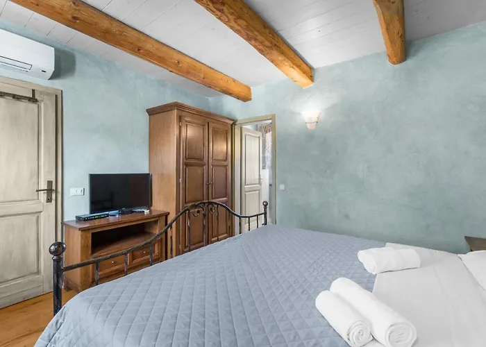 Antonci-18, Pool, 3 Houses, Jacuzzi, Private Territory Βίλα *